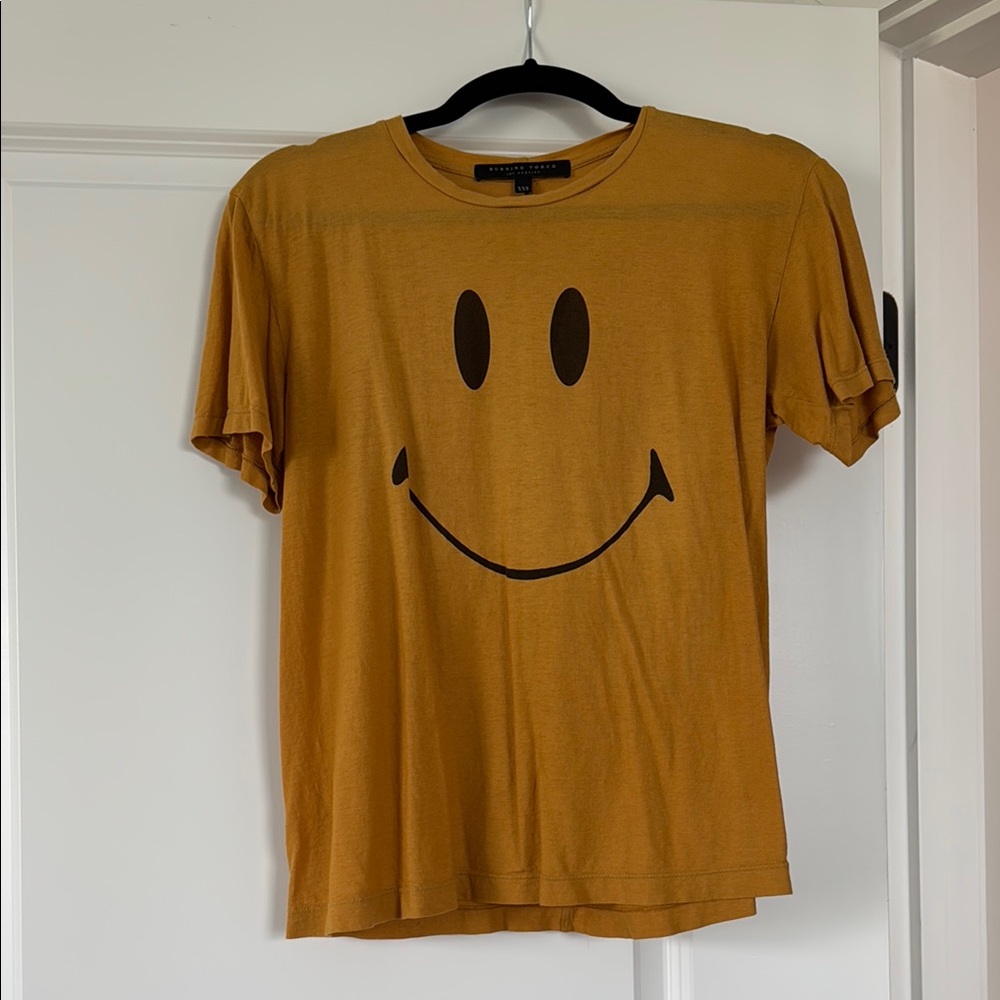 Burning Torch Yellow Short Sleeve Tee Smiley Face Design